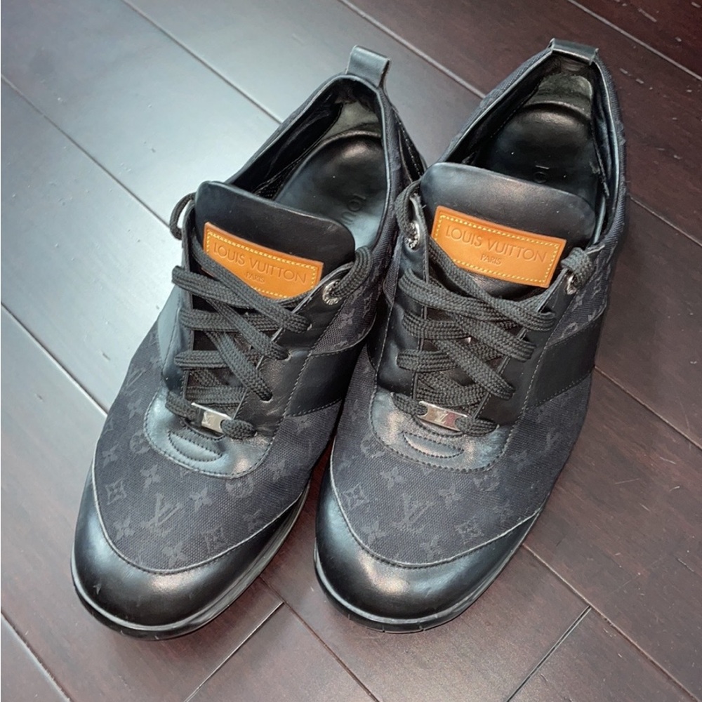 Louis Vuitton authentic Men’s shoes-lowest price available! Size 9 Men’s (8 EU) - Picture 5 of 16
